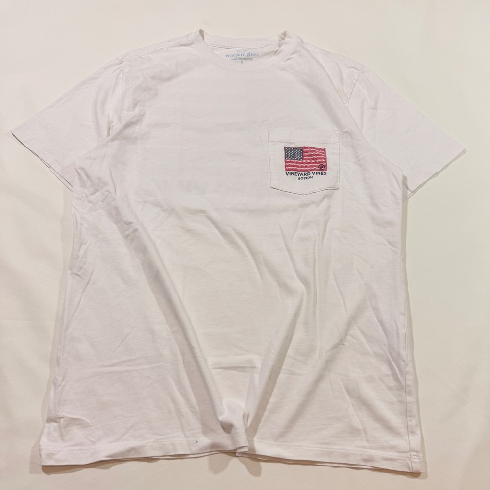 Vineyard Vines T-Shirt Men Small White Boston American Flag Pocket Tee